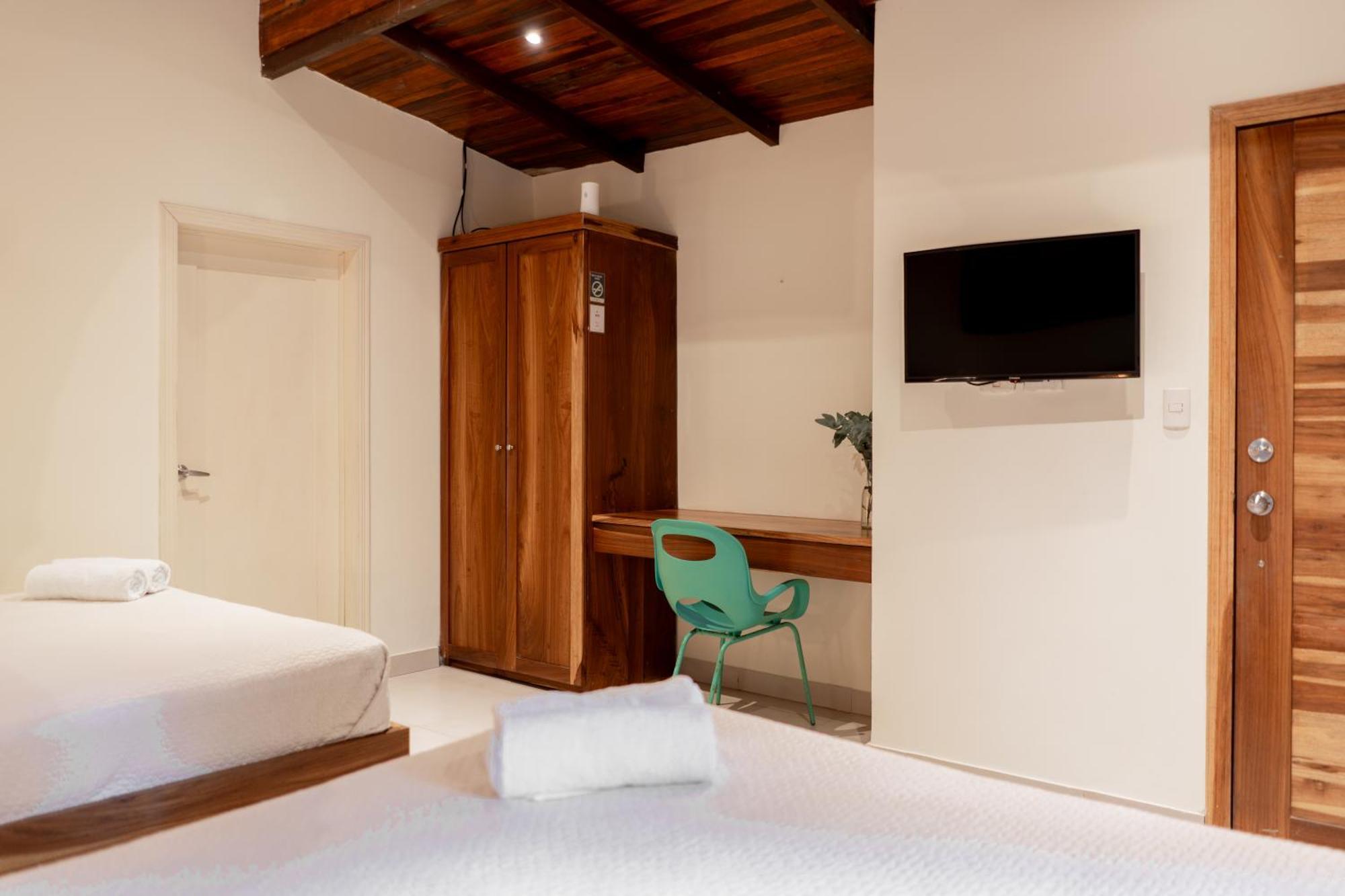Banana Beach Bungalows Playa Santa Teresa  المظهر الخارجي الصورة