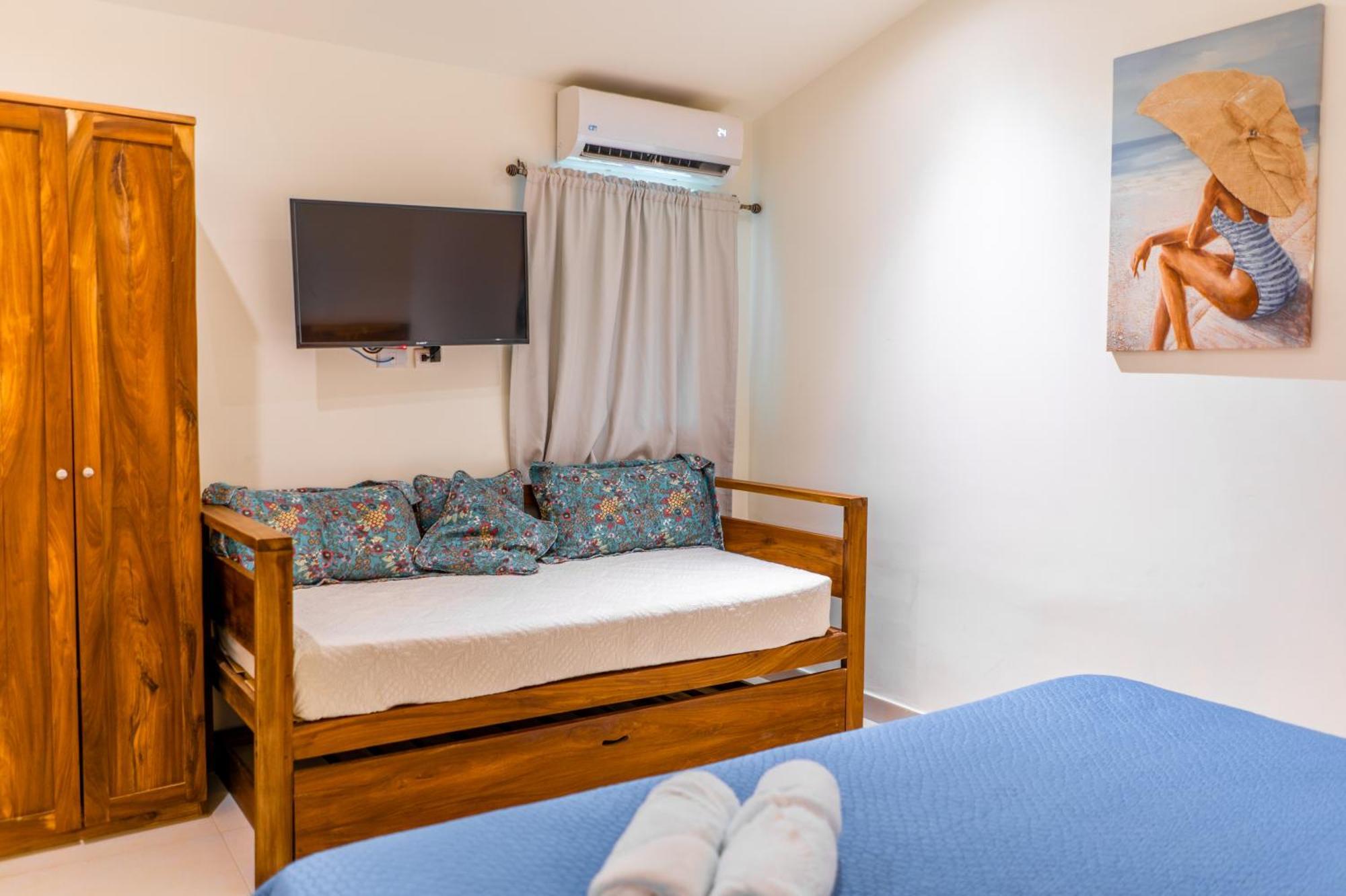 Banana Beach Bungalows Playa Santa Teresa  المظهر الخارجي الصورة